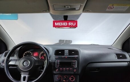 Volkswagen Polo VI (EU Market), 2013 год, 777 000 рублей, 10 фотография