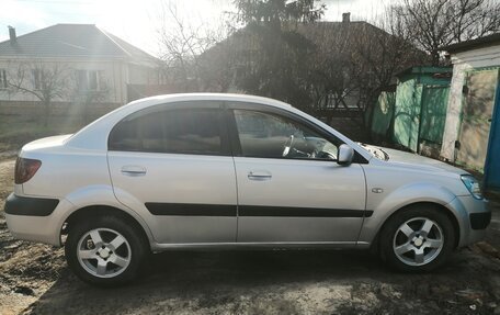 KIA Rio II, 2006 год, 550 000 рублей, 6 фотография