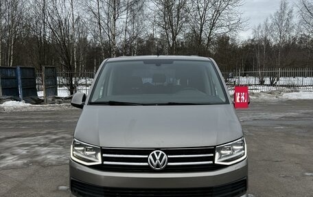 Volkswagen Caravelle T6 рестайлинг, 2015 год, 2 650 000 рублей, 2 фотография