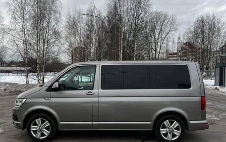 Volkswagen Caravelle T6 рестайлинг, 2015 год, 2 650 000 рублей, 8 фотография