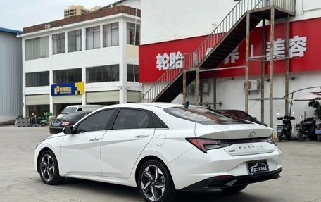 Hyundai Elantra, 2021 год, 1 370 000 рублей, 7 фотография