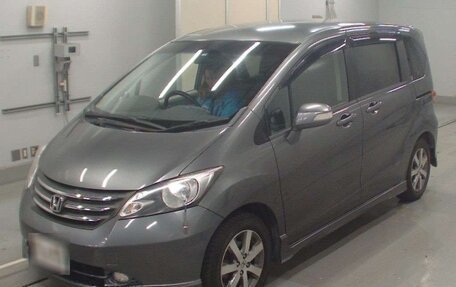 Honda Freed I, 2010 год, 750 000 рублей, 2 фотография