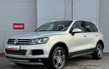 Volkswagen Touareg III, 2011 год, 1 990 000 рублей, 1 фотография