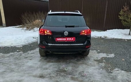 Volkswagen Touareg III, 2011 год, 2 600 000 рублей, 25 фотография