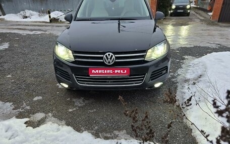 Volkswagen Touareg III, 2011 год, 2 600 000 рублей, 24 фотография