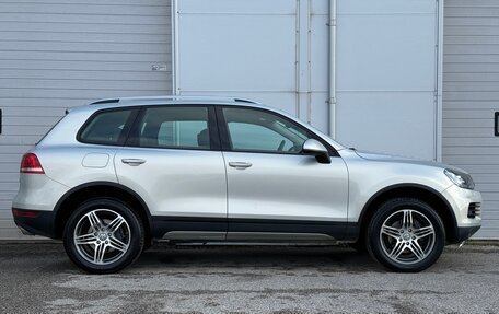 Volkswagen Touareg III, 2011 год, 1 990 000 рублей, 4 фотография