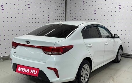 KIA Rio IV, 2017 год, 1 240 000 рублей, 2 фотография