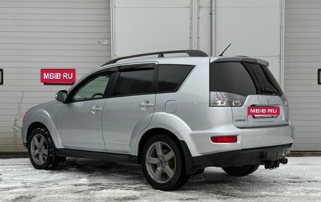 Mitsubishi Outlander III рестайлинг 3, 2011 год, 1 320 000 рублей, 8 фотография