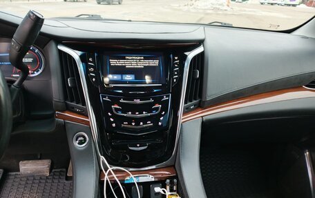 Cadillac Escalade IV, 2015 год, 5 450 000 рублей, 21 фотография