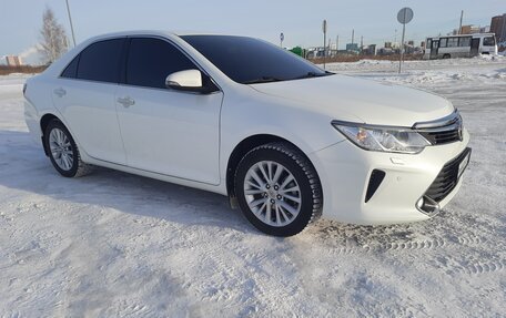 Toyota Camry, 2015 год, 2 580 000 рублей, 1 фотография