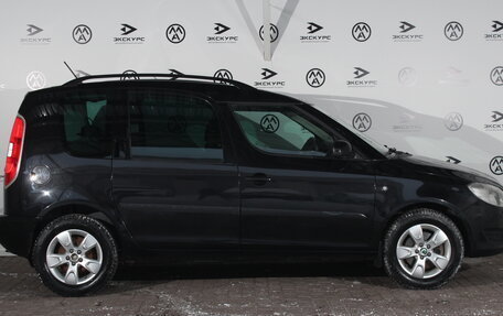 Skoda Roomster, 2012 год, 800 000 рублей, 3 фотография