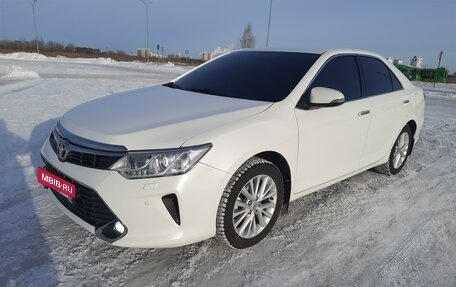 Toyota Camry, 2015 год, 2 580 000 рублей, 3 фотография