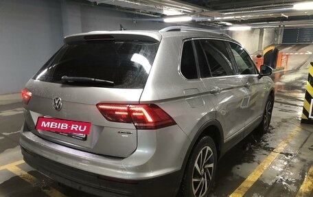 Volkswagen Tiguan II, 2018 год, 2 210 000 рублей, 2 фотография