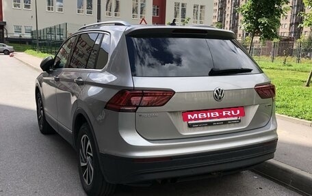 Volkswagen Tiguan II, 2018 год, 2 210 000 рублей, 6 фотография