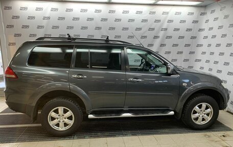 Mitsubishi Pajero Sport II рестайлинг, 2014 год, 1 800 000 рублей, 4 фотография