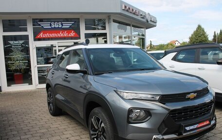 Chevrolet TrailBlazer, 2023 год, 4 330 000 рублей, 2 фотография