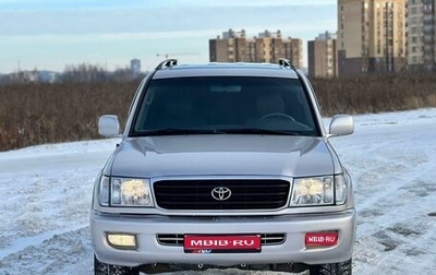 Toyota Land Cruiser 100 рестайлинг 2, 2006 год, 1 890 000 рублей, 1 фотография