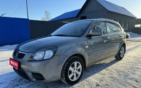 KIA Rio II, 2011 год, 695 000 рублей, 1 фотография