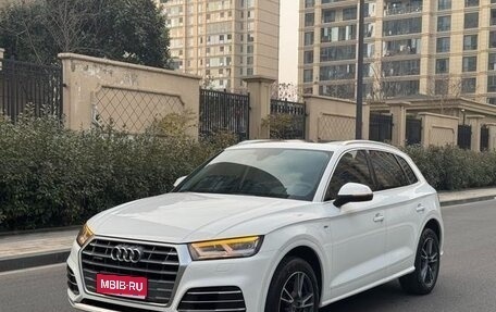 Audi Q5, 2020 год, 3 600 000 рублей, 1 фотография