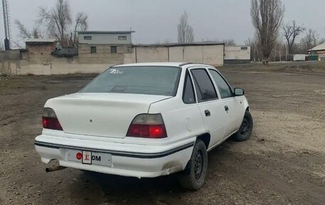 Daewoo Nexia I рестайлинг, 2000 год, 150 000 рублей, 5 фотография