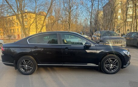 Volkswagen Passat B8 рестайлинг, 2017 год, 1 850 000 рублей, 4 фотография