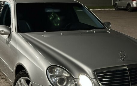 Mercedes-Benz E-Класс, 2004 год, 1 190 000 рублей, 4 фотография