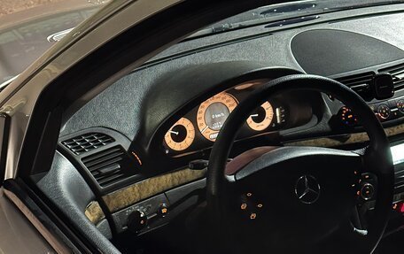 Mercedes-Benz E-Класс, 2004 год, 1 190 000 рублей, 13 фотография