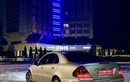 Mercedes-Benz E-Класс, 2004 год, 1 190 000 рублей, 15 фотография