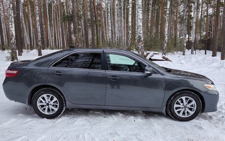 Toyota Camry, 2011 год, 1 600 000 рублей, 4 фотография