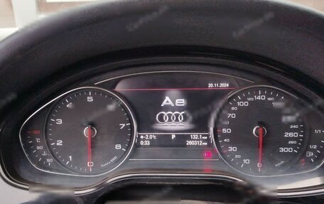 Audi A8, 2011 год, 1 200 000 рублей, 10 фотография