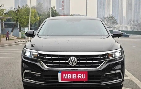 Volkswagen Passat B8 рестайлинг, 2021 год, 1 850 002 рублей, 3 фотография