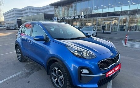 KIA Sportage IV рестайлинг, 2020 год, 2 379 000 рублей, 3 фотография