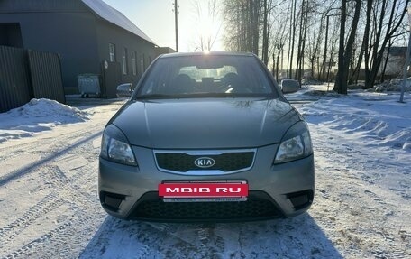 KIA Rio II, 2011 год, 695 000 рублей, 2 фотография