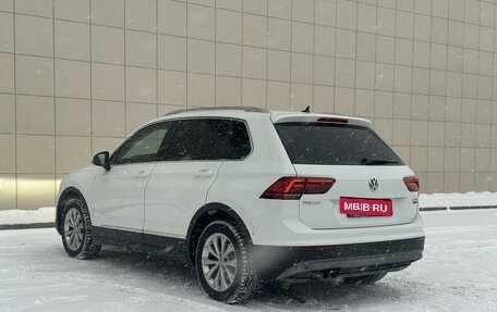 Volkswagen Tiguan II, 2016 год, 2 750 000 рублей, 5 фотография