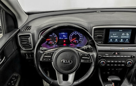 KIA Sportage IV рестайлинг, 2019 год, 2 495 000 рублей, 21 фотография