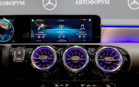 Mercedes-Benz CLA, 2022 год, 4 990 000 рублей, 17 фотография