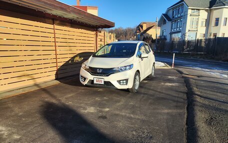 Honda Fit III, 2013 год, 1 050 000 рублей, 2 фотография