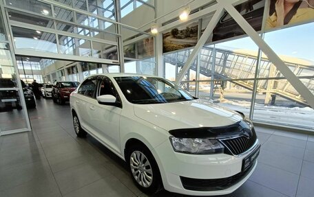 Skoda Rapid I, 2018 год, 1 350 000 рублей, 3 фотография