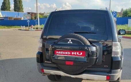 Mitsubishi Pajero IV, 2007 год, 1 500 000 рублей, 10 фотография