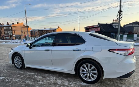 Toyota Camry, 2018 год, 2 650 000 рублей, 5 фотография