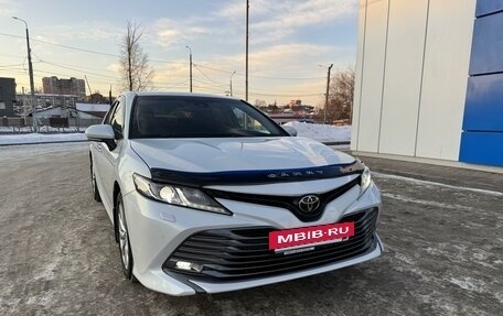 Toyota Camry, 2018 год, 2 650 000 рублей, 2 фотография