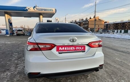 Toyota Camry, 2018 год, 2 650 000 рублей, 7 фотография