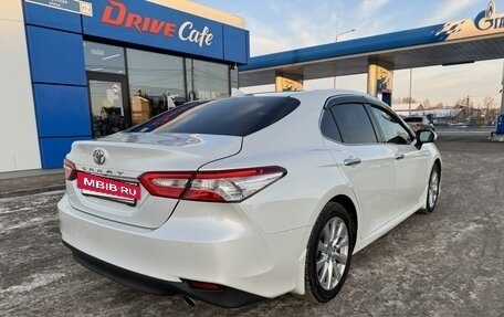 Toyota Camry, 2018 год, 2 650 000 рублей, 30 фотография