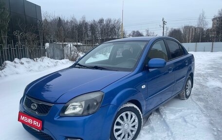 KIA Rio II, 2010 год, 555 000 рублей, 1 фотография