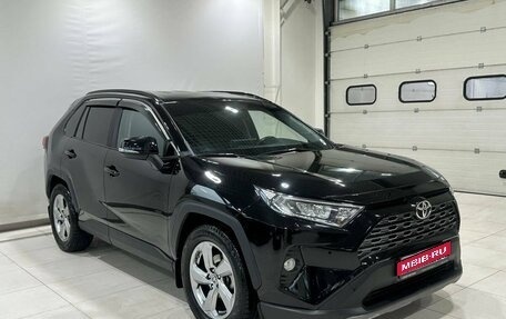 Toyota RAV4, 2020 год, 3 199 900 рублей, 1 фотография