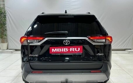 Toyota RAV4, 2020 год, 3 199 900 рублей, 4 фотография