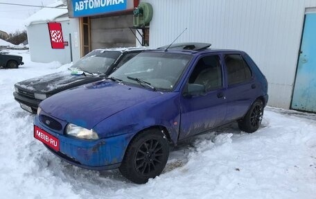 Ford Fiesta, 1998 год, 105 000 рублей, 1 фотография