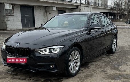 BMW 3 серия, 2018 год, 3 000 000 рублей, 3 фотография