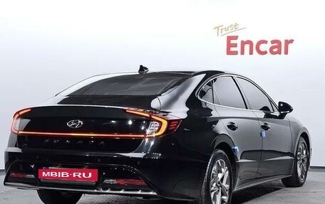 Hyundai Sonata VIII, 2021 год, 2 350 000 рублей, 2 фотография