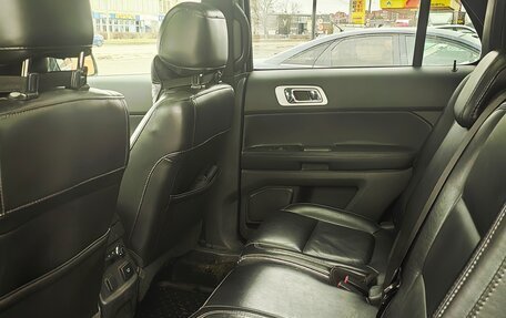 Ford Explorer VI, 2013 год, 1 780 000 рублей, 17 фотография